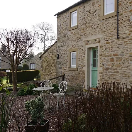 Poppy Cottages No. 1 & 2 * Skipton
